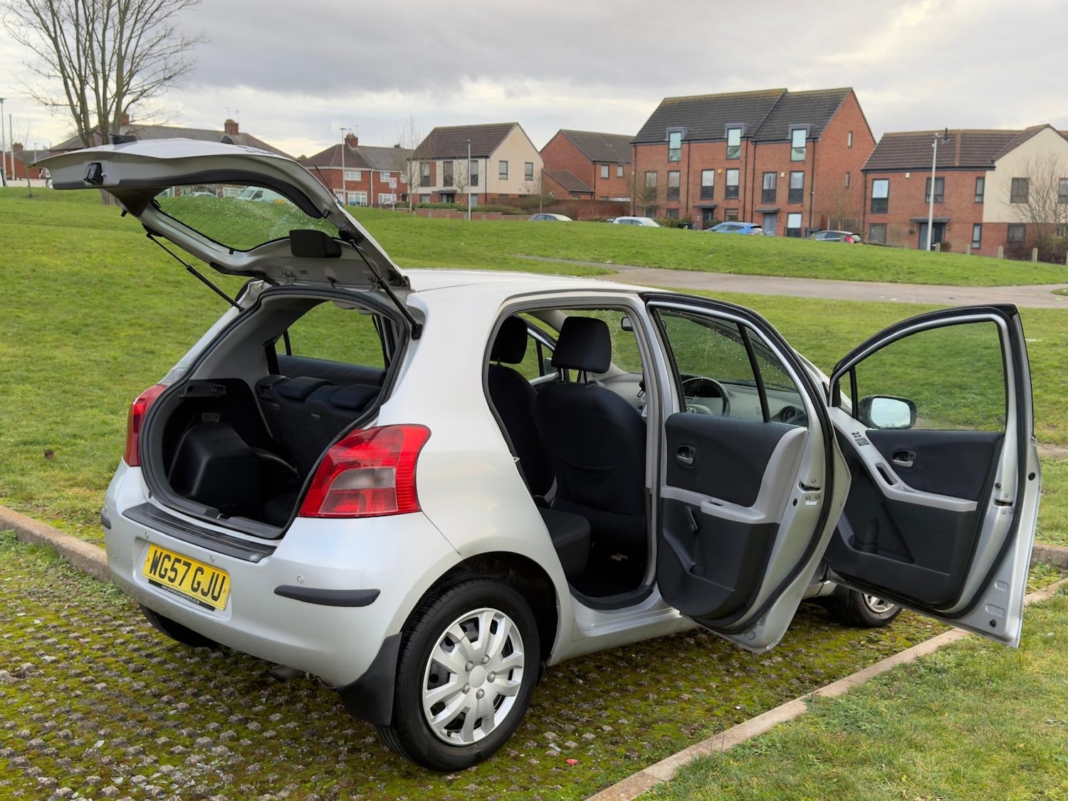 Used Toyota Yaris 2008 for sale - 77254324: Photo 63