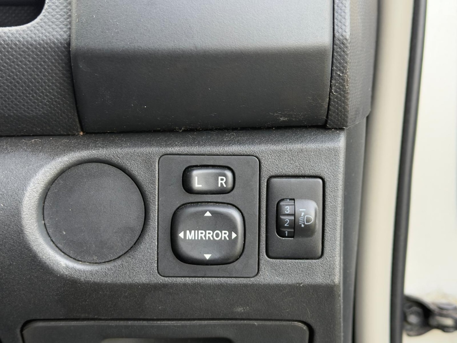 Used Toyota Yaris 2008 for sale - 77254324: Photo 68