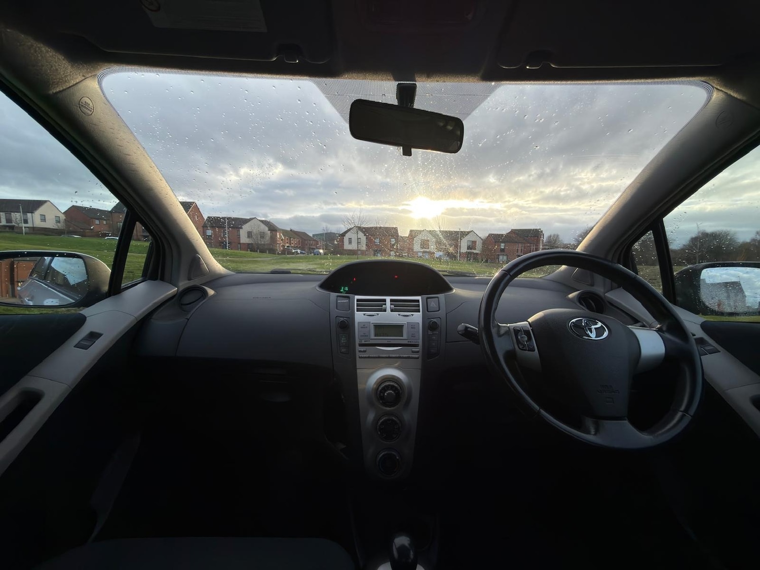 Used Toyota Yaris 2008 for sale - 77254324: Photo 70