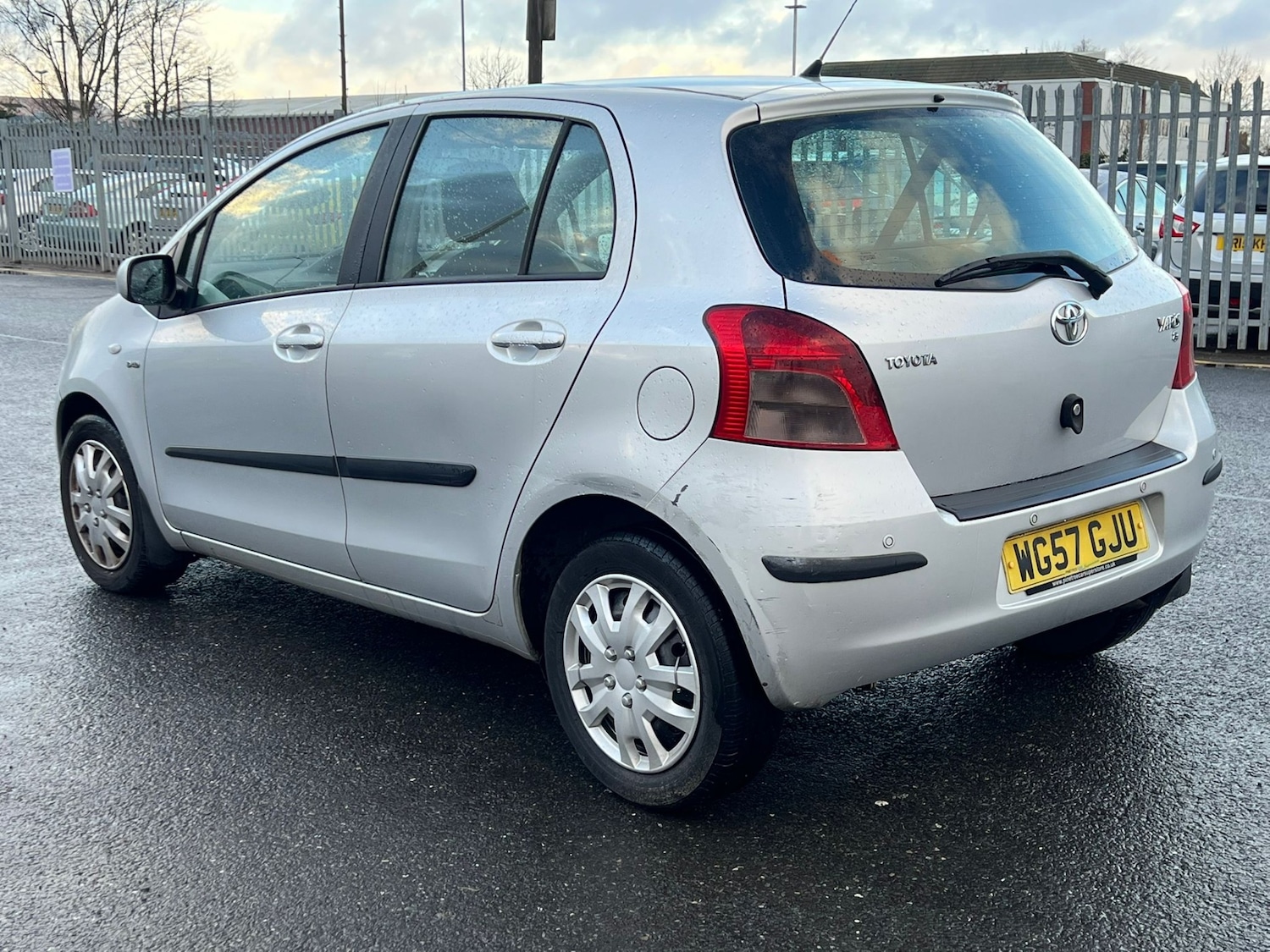 Used Toyota Yaris 2008 for sale - 77254324: Photo 8