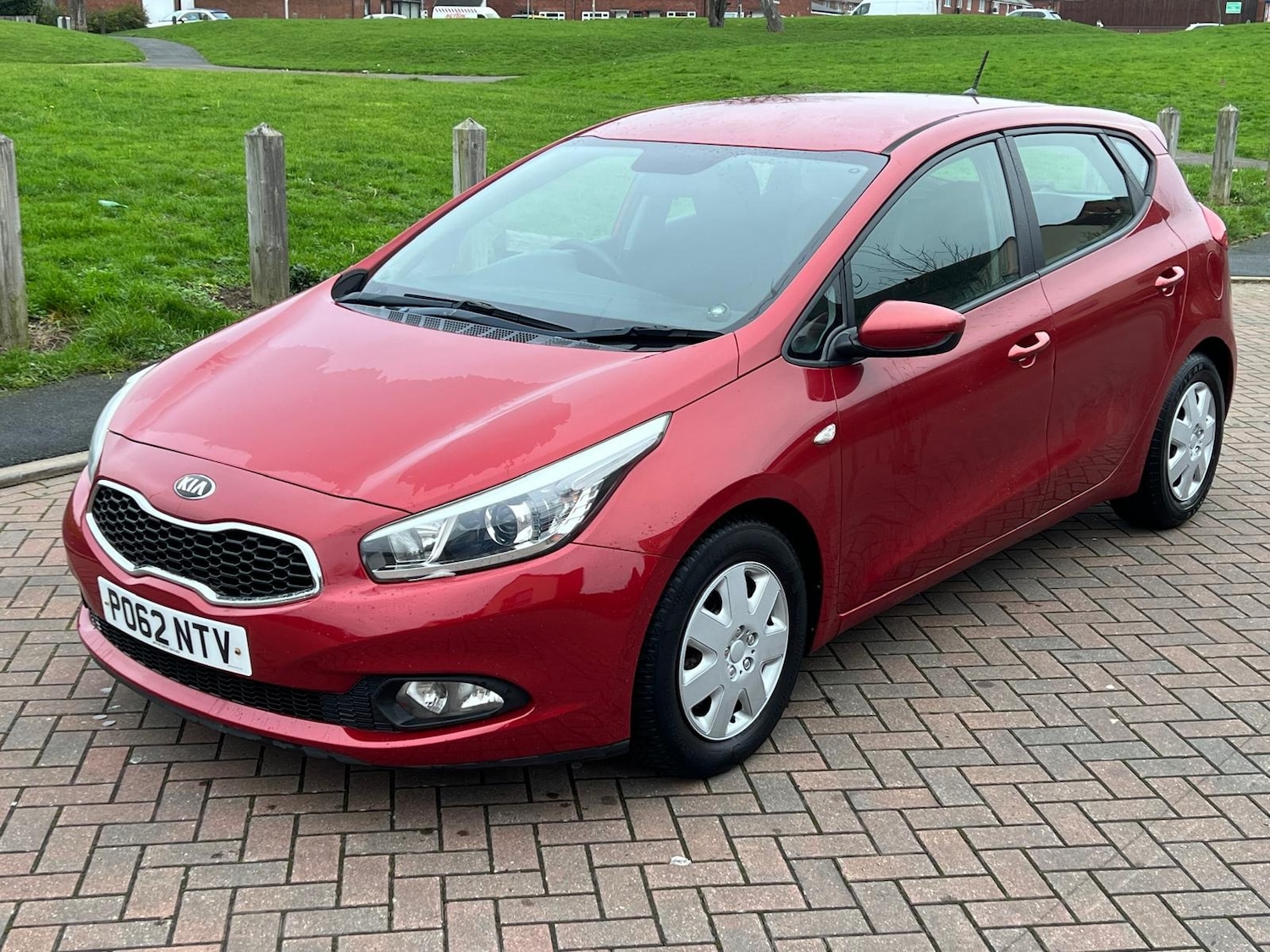 Used Kia Ceed 2013 for sale - 76977257: Photo 3