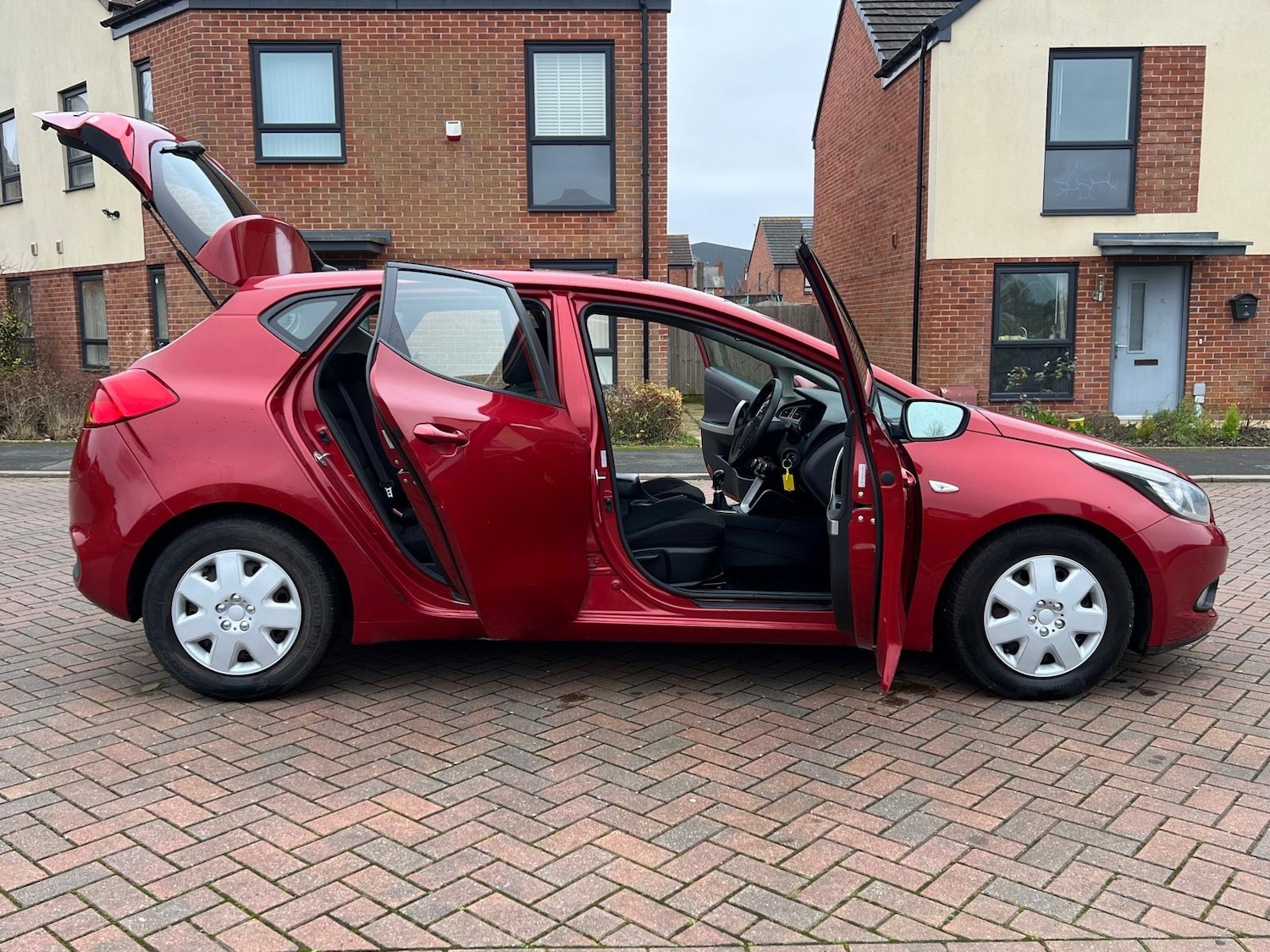 Used Kia Ceed 2013 for sale - 76977257: Photo 52