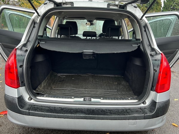 Used Peugeot 308 2010 for sale - 76168279: Photo 8