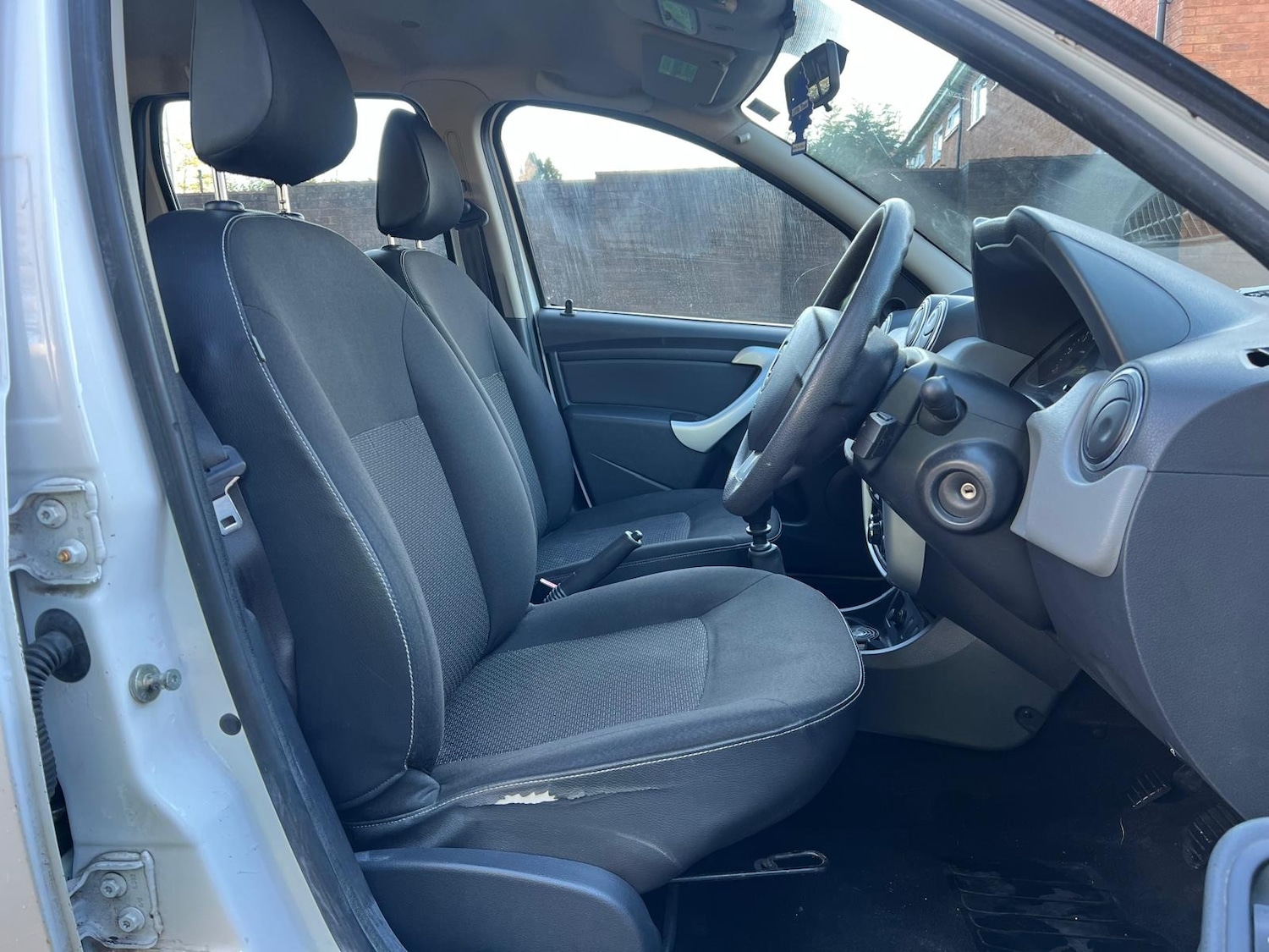 Used Dacia Duster 2013 for sale - 76608940: Photo 15