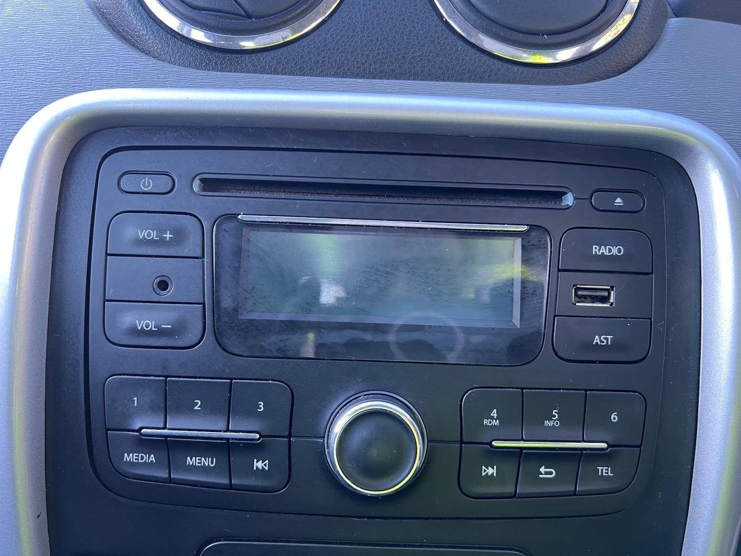 Used Dacia Duster 2013 for sale - 76608940: Photo 24