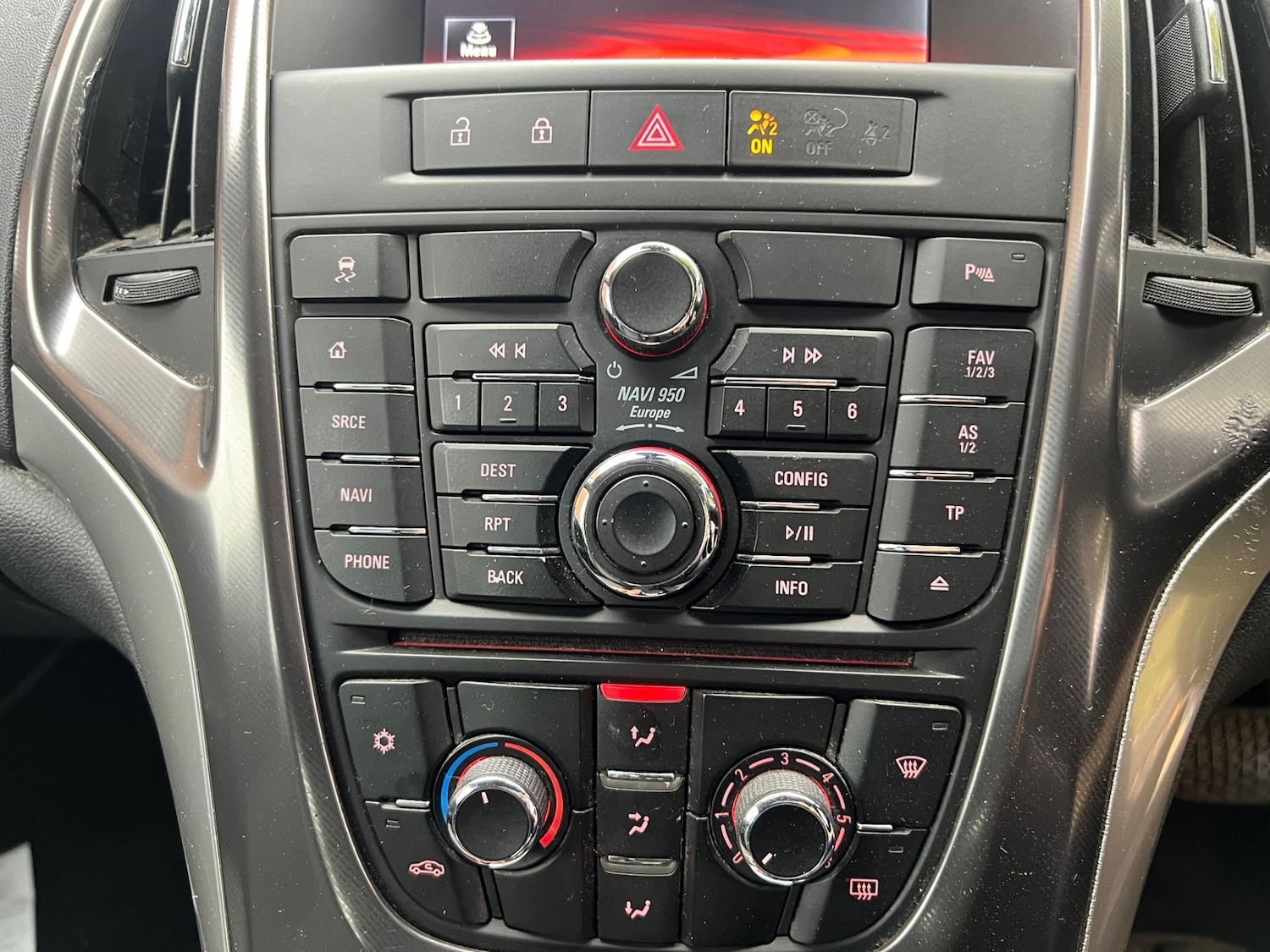 Used Vauxhall Astra 2011 for sale - 76397823: Photo 21