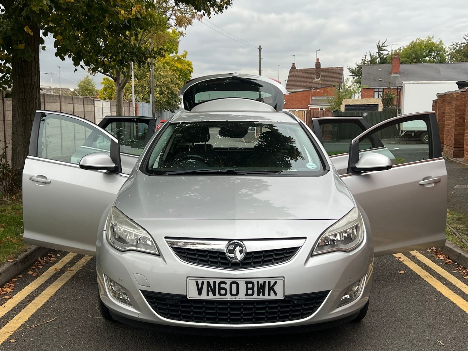 Used Vauxhall Astra 2011 for sale - 76397823: Photo 33