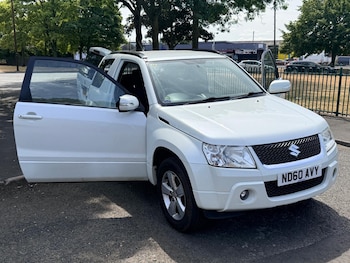 Used Suzuki Grand Vitara 2010 for sale - 79312807: Photo