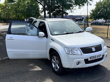 Used Suzuki Grand Vitara 2010 for sale - 79312807: Photo