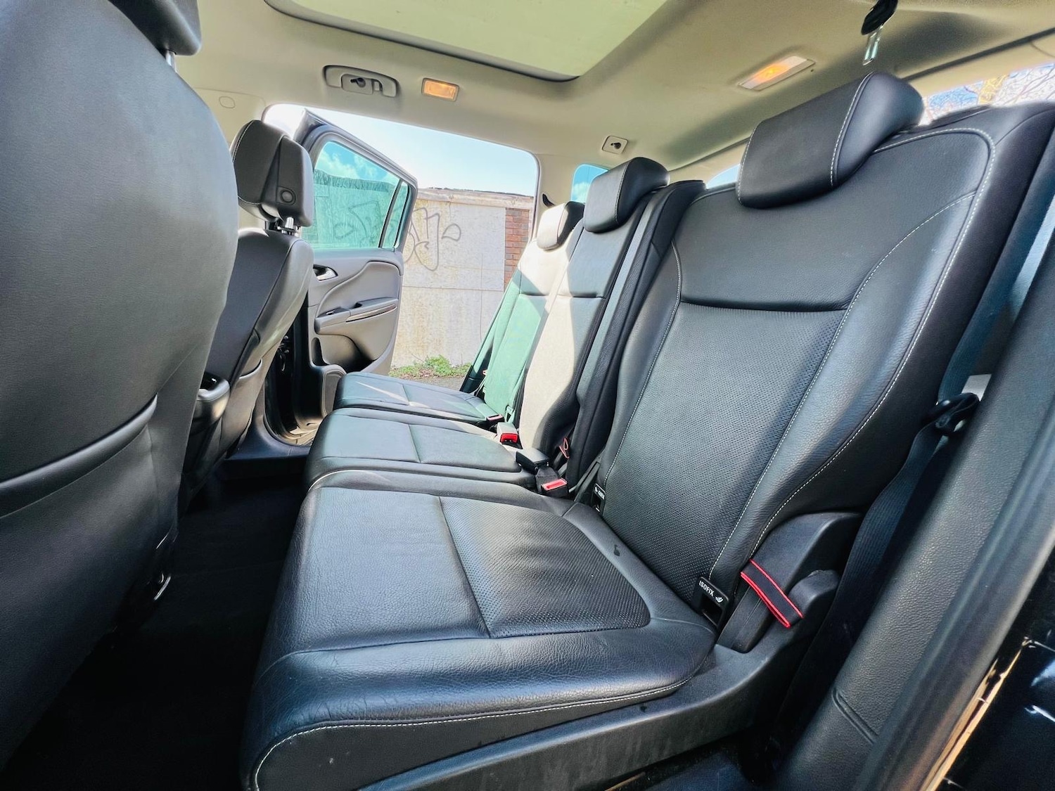 Used Vauxhall Zafira 2016 for sale - 77898145: Photo 17