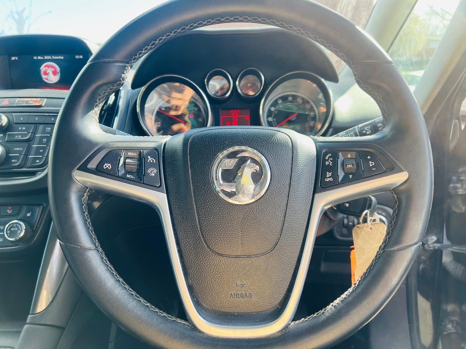 Used Vauxhall Zafira 2016 for sale - 77898145: Photo 26