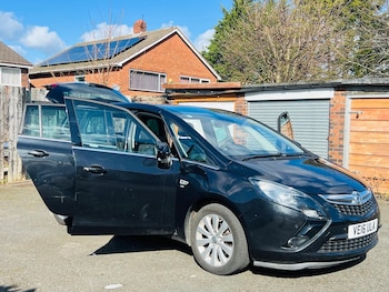 Used Vauxhall Zafira 2016 for sale - 77898145: Photo