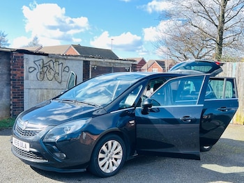 Used Vauxhall Zafira 2016 for sale - 77898145: Photo