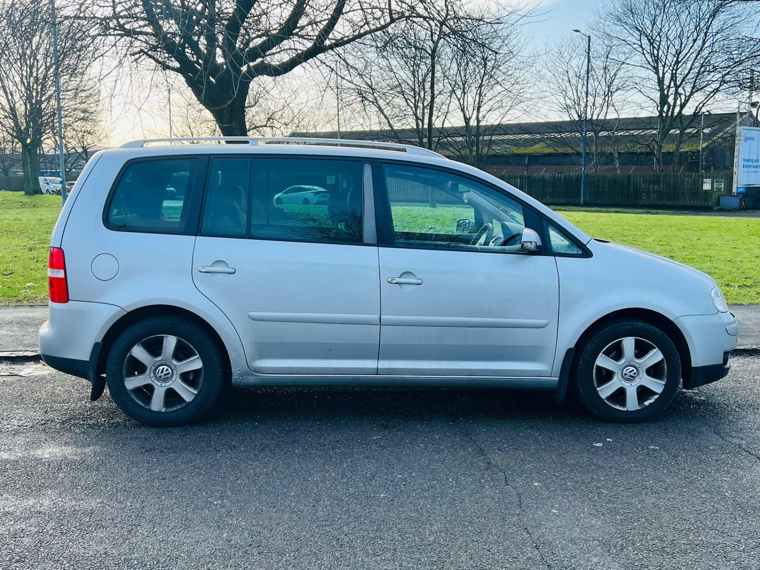 Used Volkswagen Touran 2005 for sale - 77332056: Photo 12