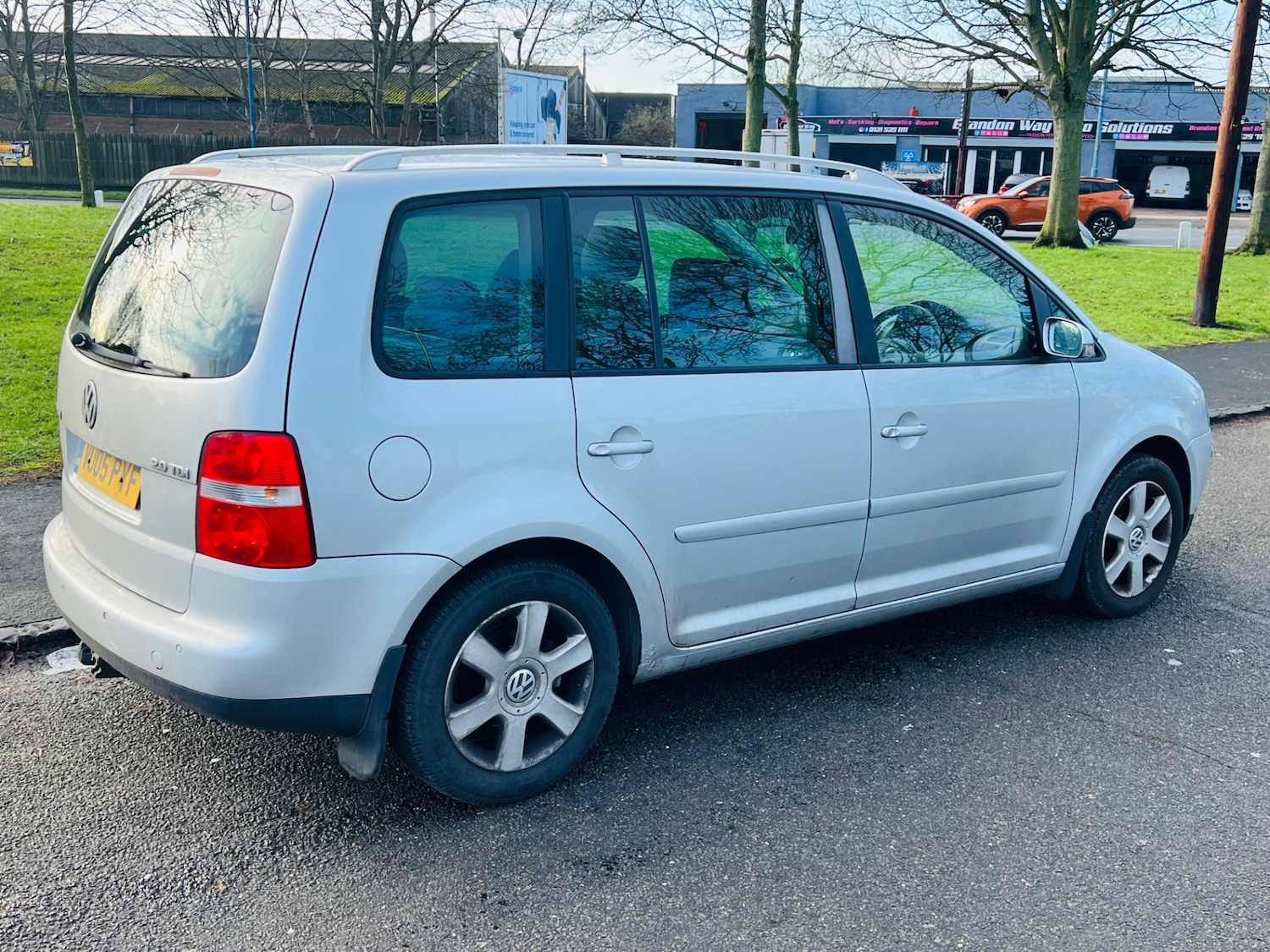 Used Volkswagen Touran 2005 for sale - 77332056: Photo 13