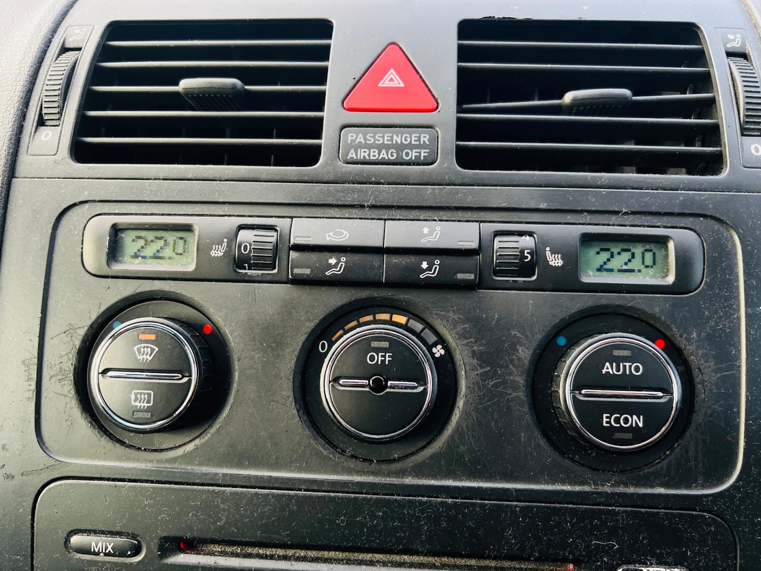 Used Volkswagen Touran 2005 for sale - 77332056: Photo 23