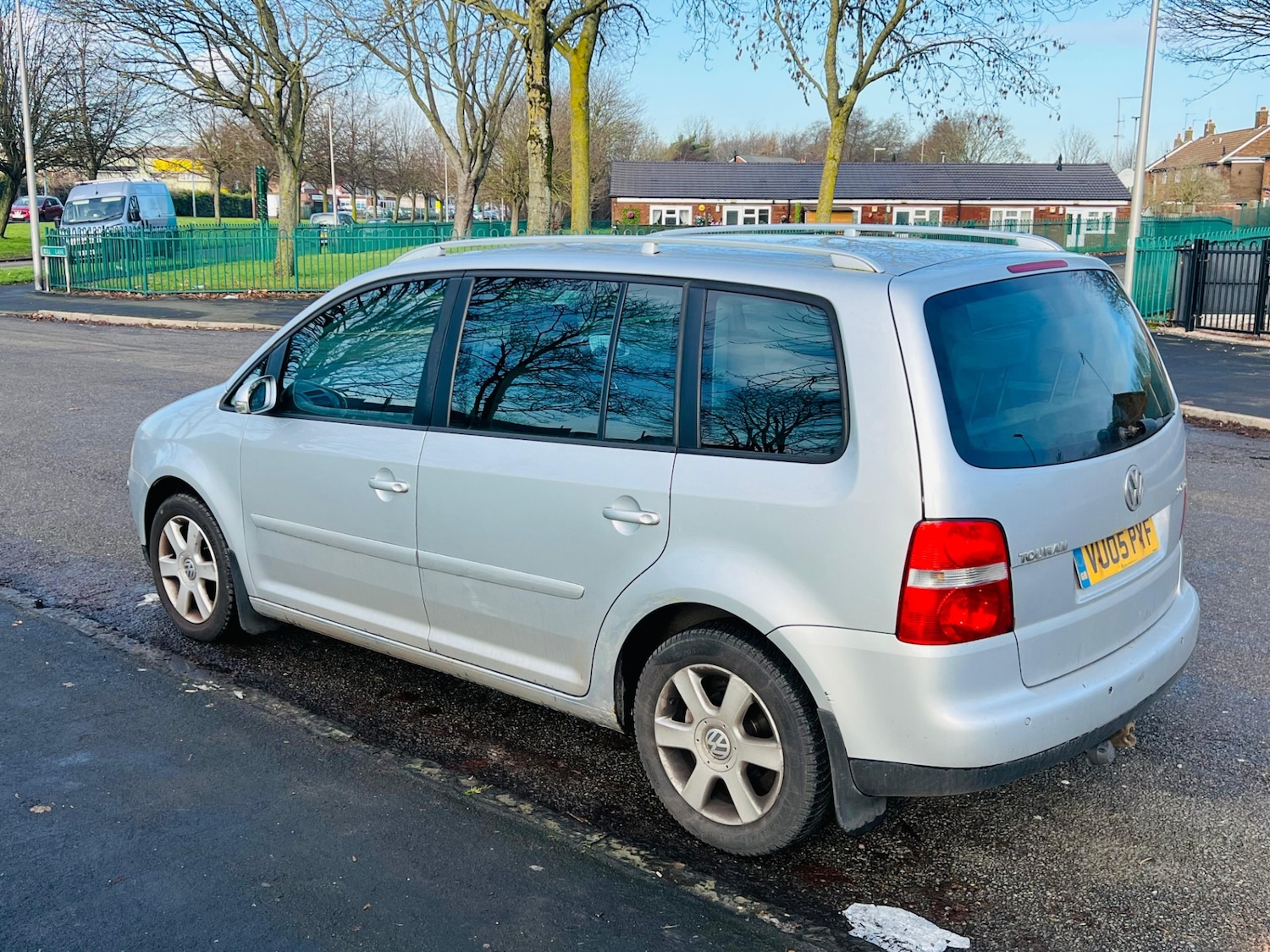 Used Volkswagen Touran 2005 for sale - 77332056: Photo 3