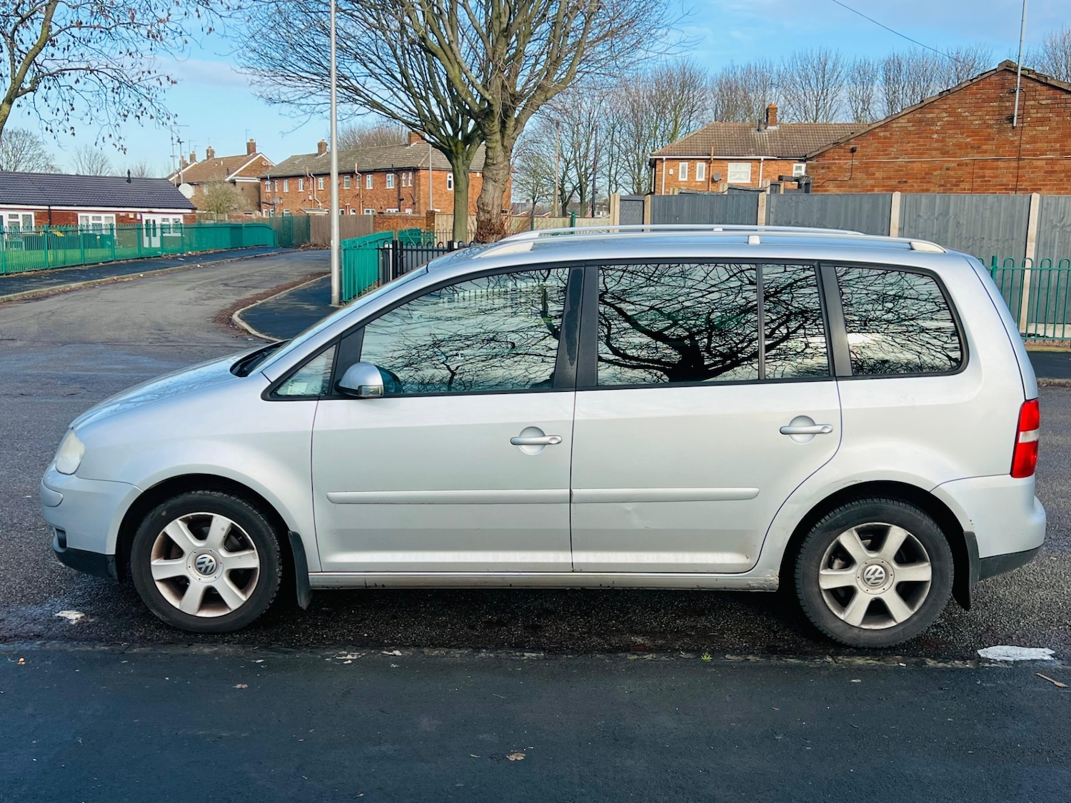 Used Volkswagen Touran 2005 for sale - 77332056: Photo 8