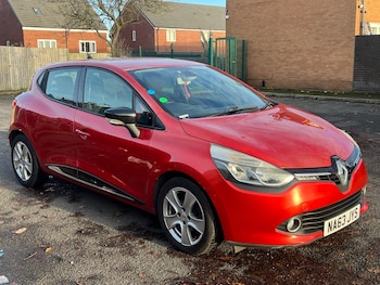 Used Renault Clio 2013 for sale - 76571982: Photo