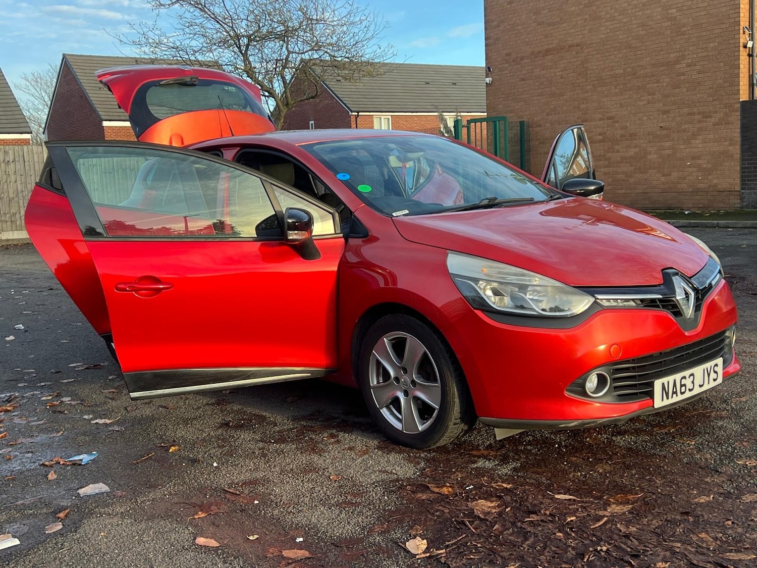 Used Renault Clio 2013 for sale - 76571982: Photo 20