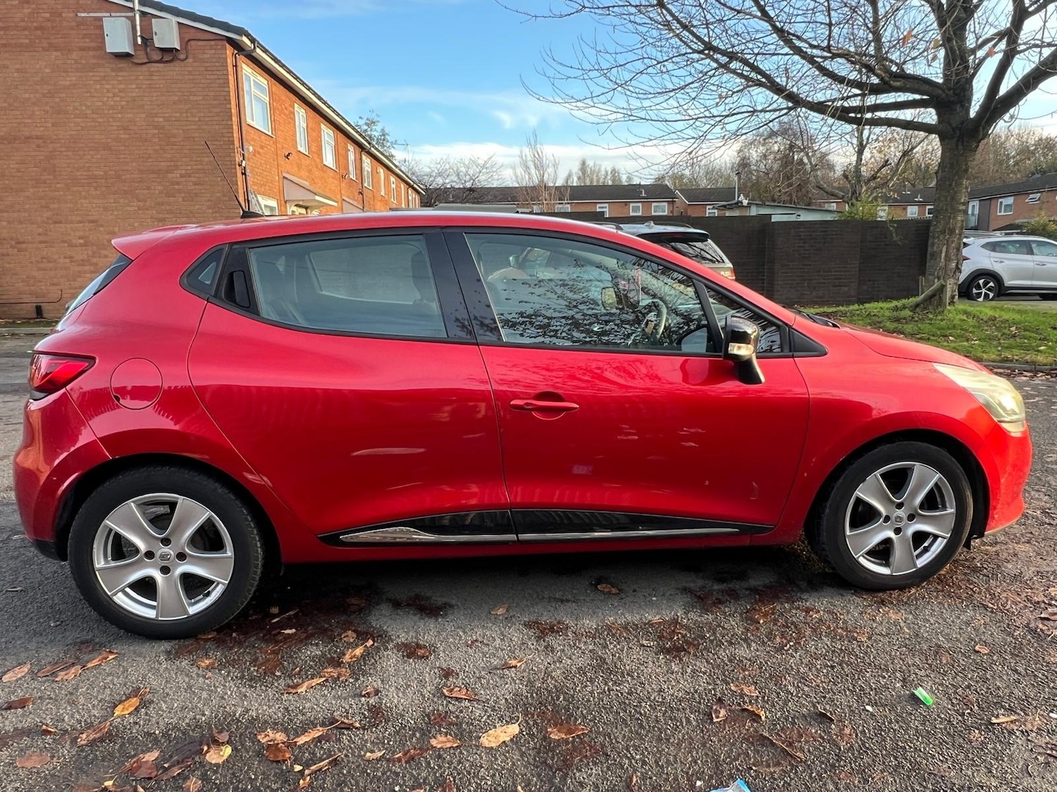 Used Renault Clio 2013 for sale - 76571982: Photo 35