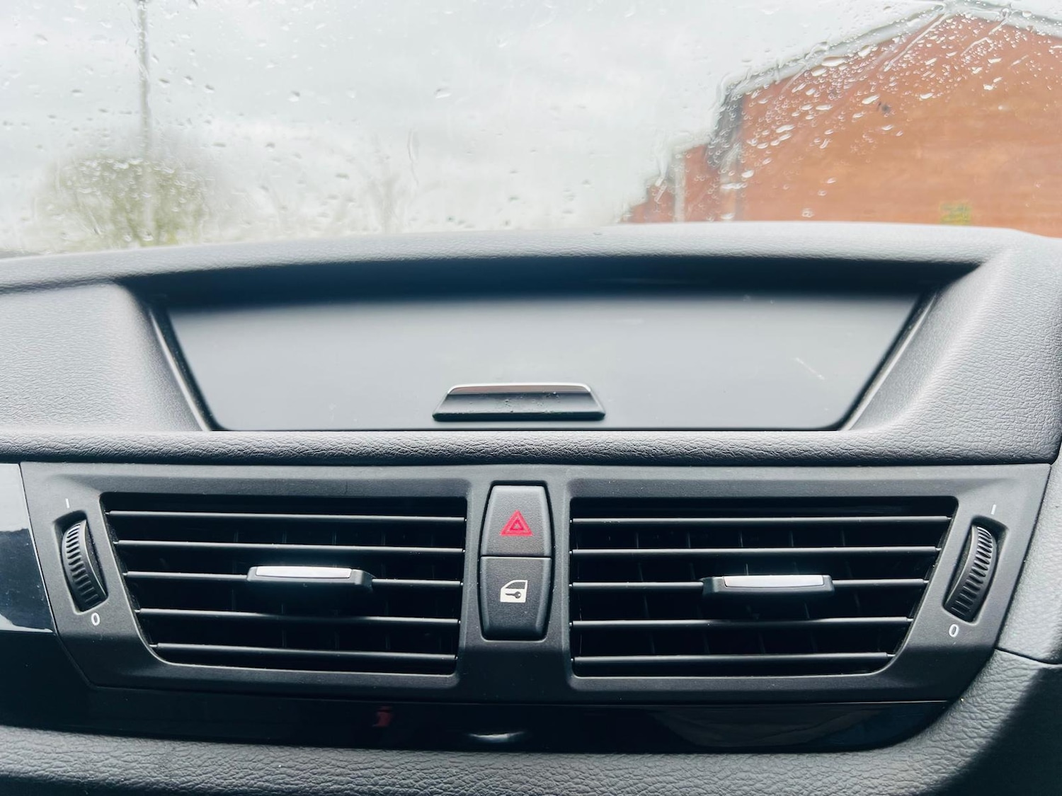 Used BMW X1 2011 for sale - 77911740: Photo 42