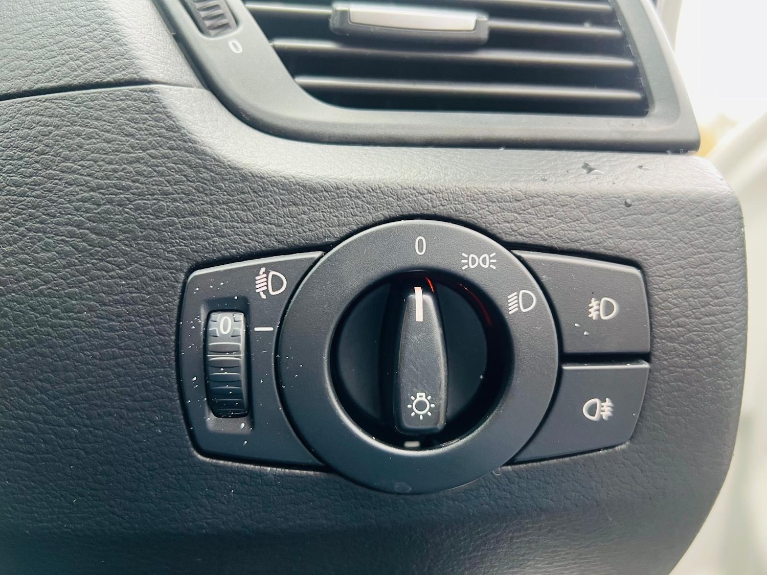 Used BMW X1 2011 for sale - 77911740: Photo 47