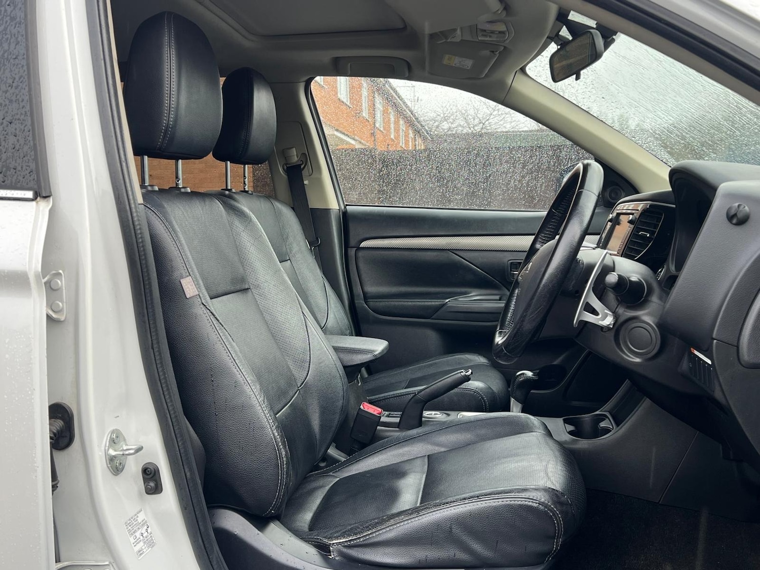 Used Mitsubishi Outlander 2015 for sale - 76715659: Photo 14