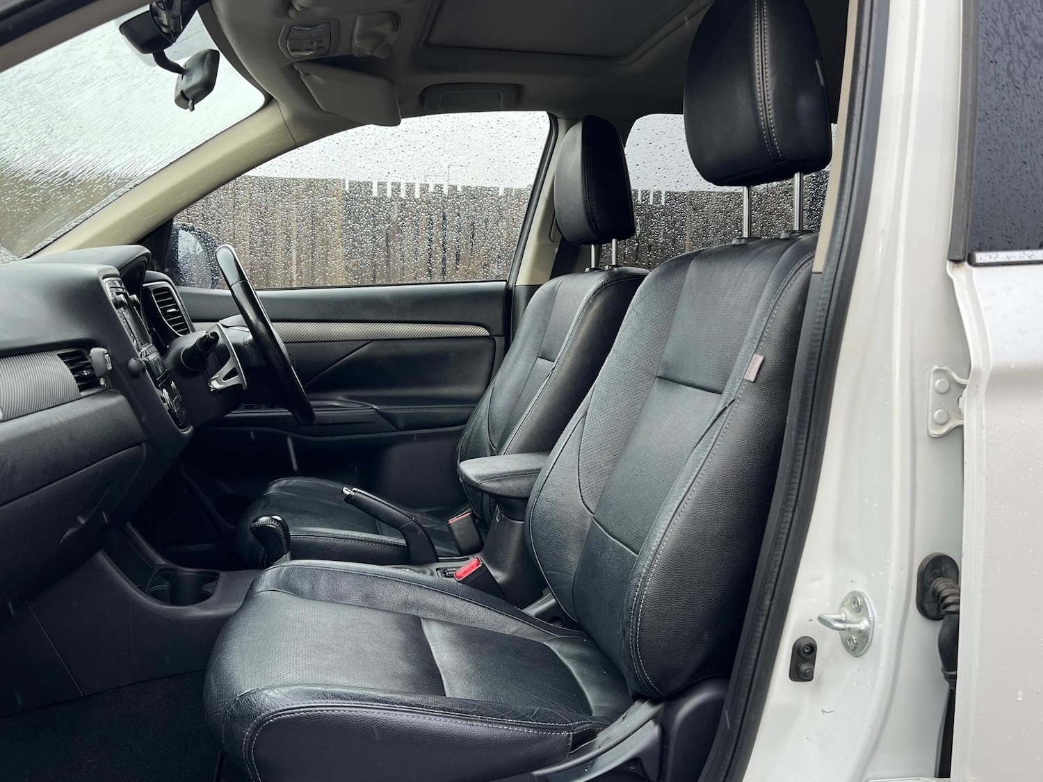 Used Mitsubishi Outlander 2015 for sale - 76715659: Photo 23