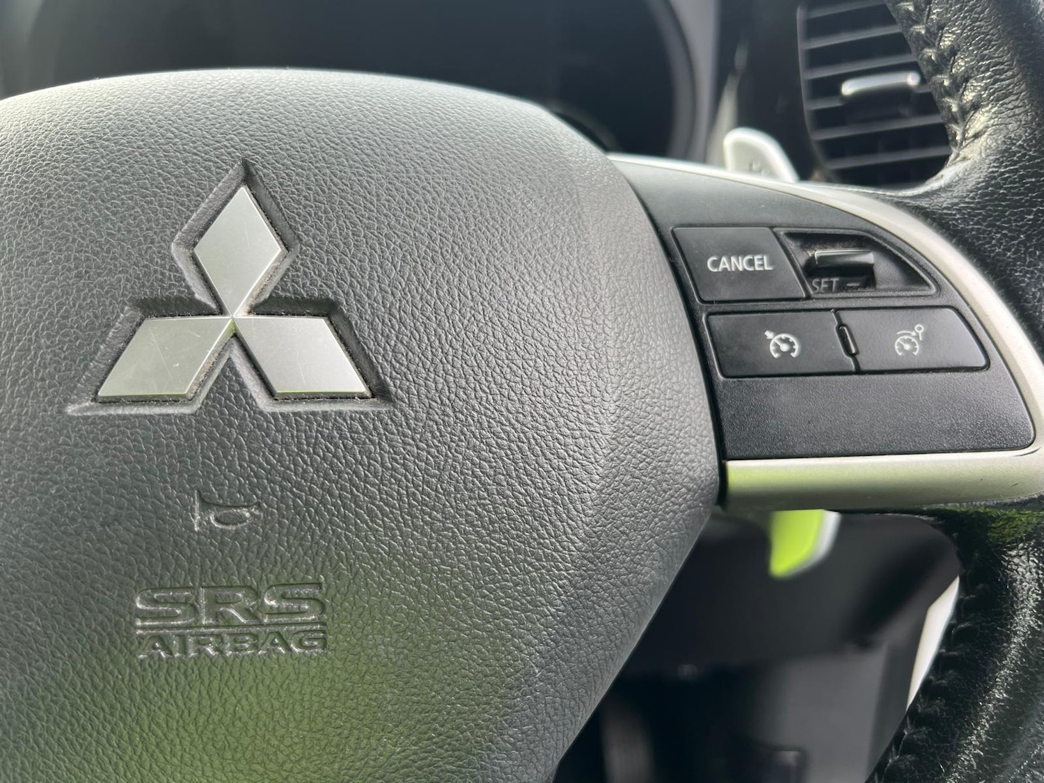 Used Mitsubishi Outlander 2015 for sale - 76715659: Photo 30