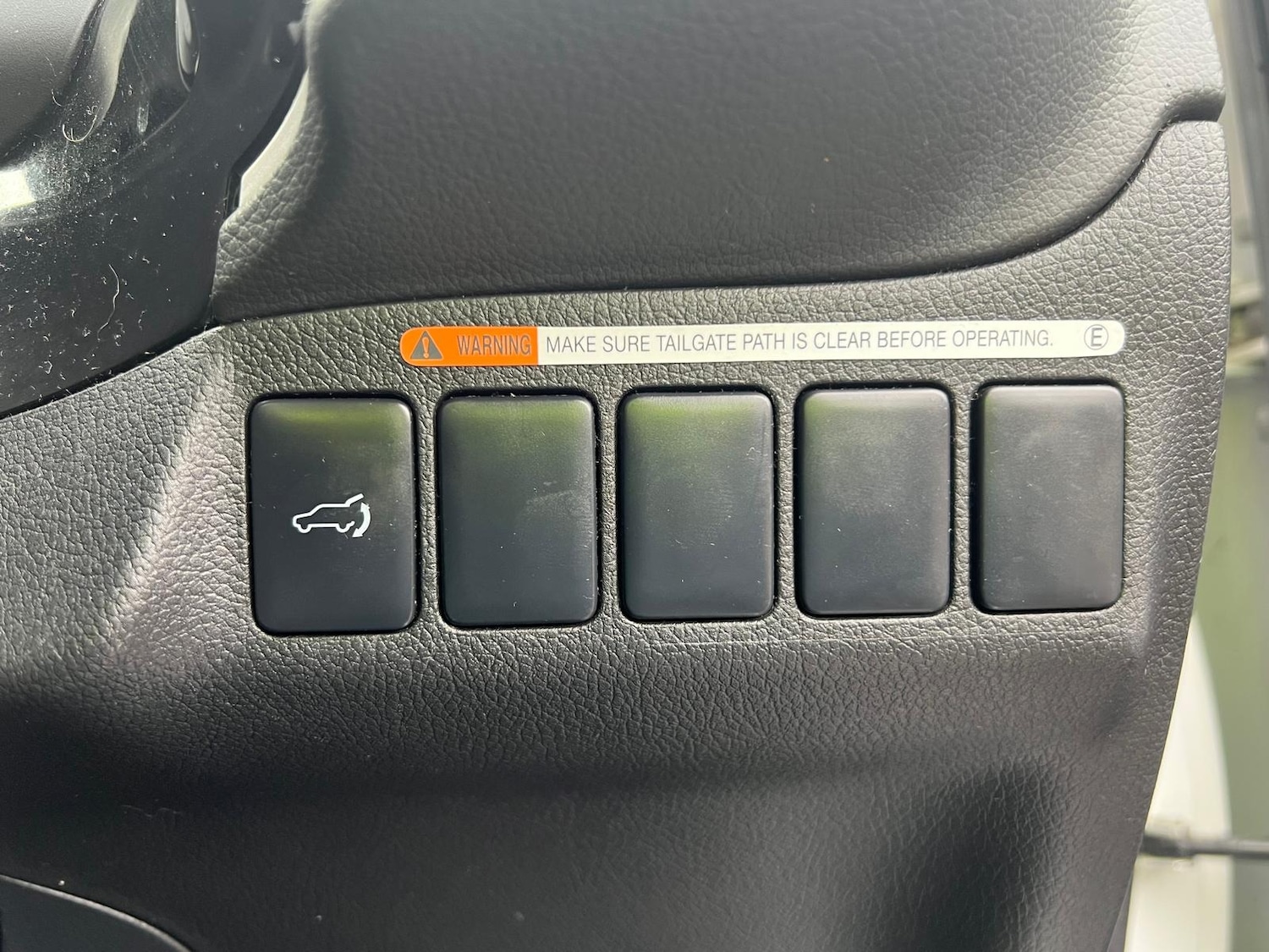 Used Mitsubishi Outlander 2015 for sale - 76715659: Photo 31