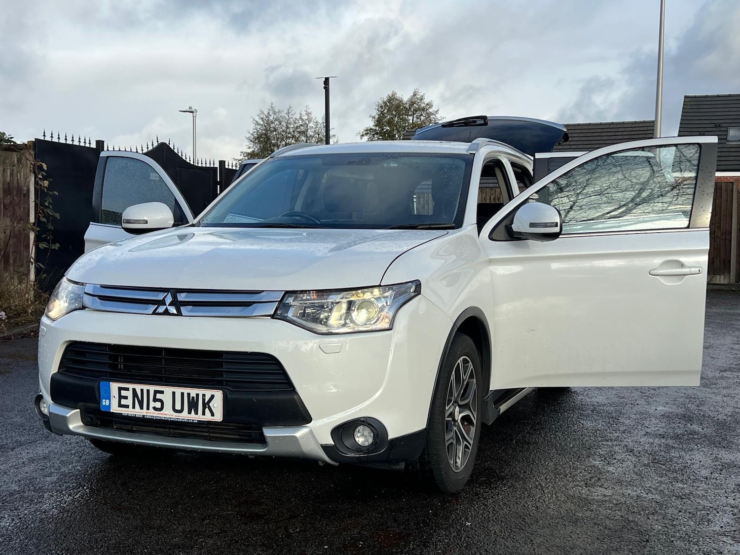 Used Mitsubishi Outlander 2015 for sale - 76715659: Photo 48