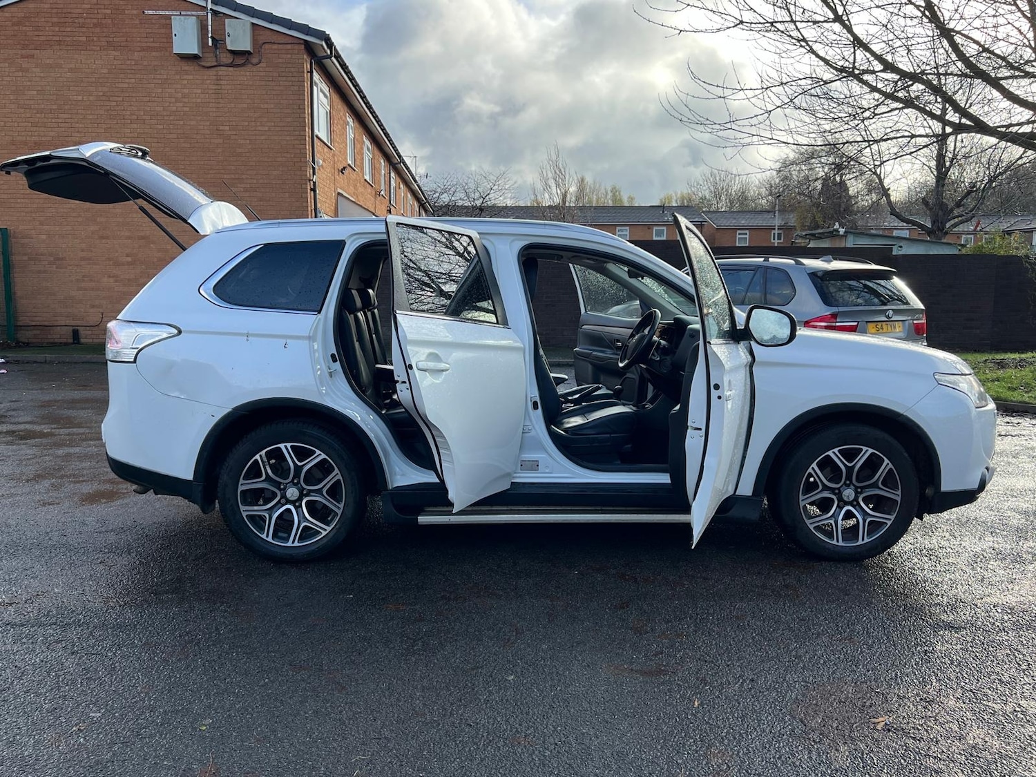 Used Mitsubishi Outlander 2015 for sale - 76715659: Photo 57