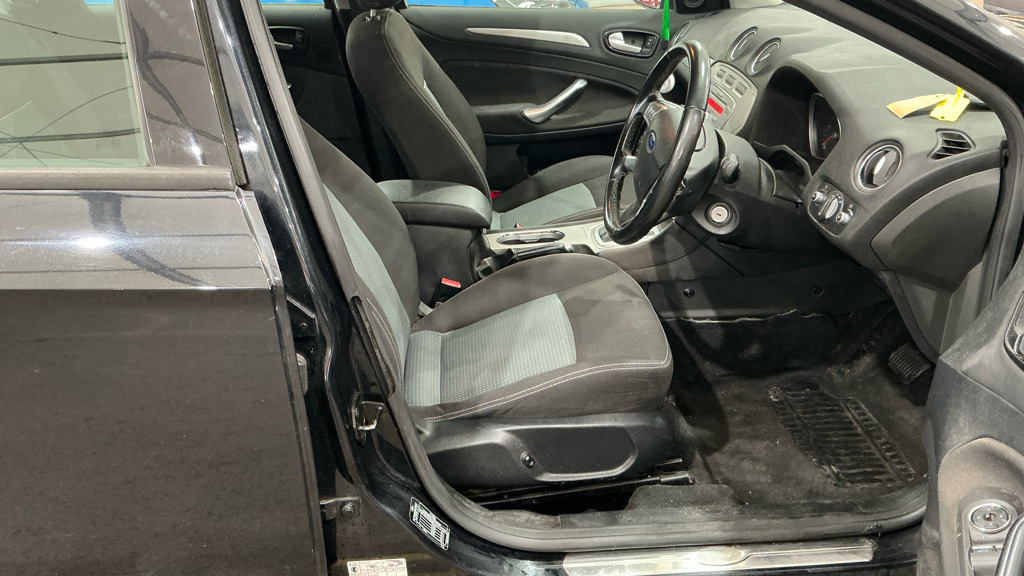 Used Ford Mondeo 2010 for sale - 77550797: Photo 8