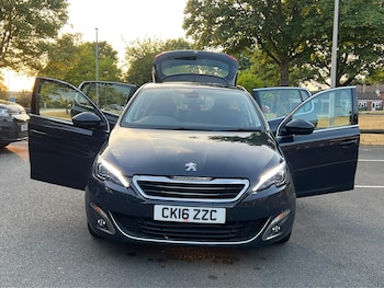 Used Peugeot 308 2016 for sale - 79121309: Photo