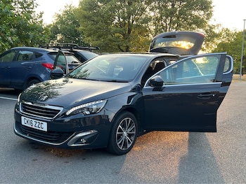 Used Peugeot 308 2016 for sale - 79121309: Photo