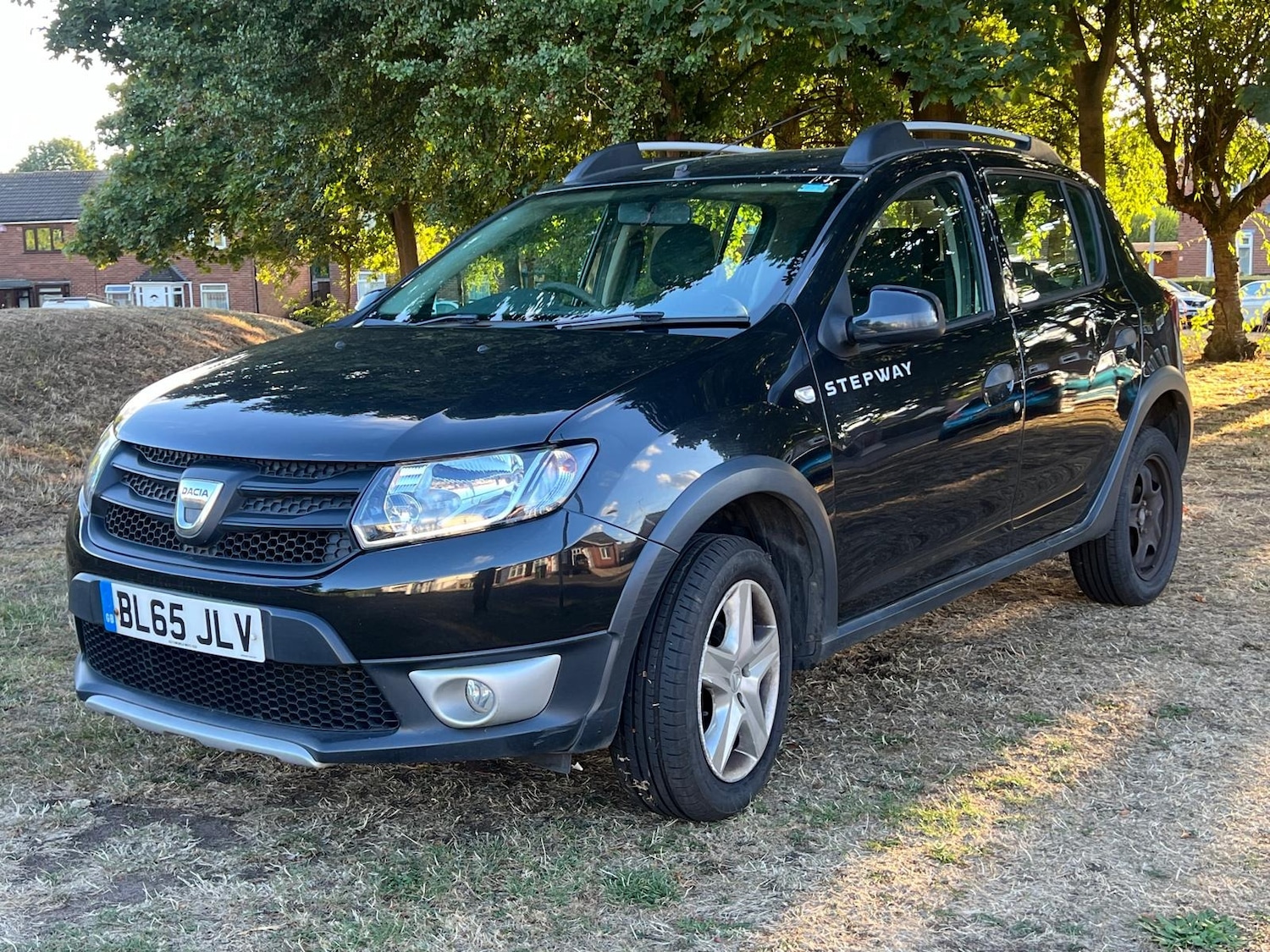 Used Dacia Sandero Stepway 2015 for sale - 76318252: Photo 15