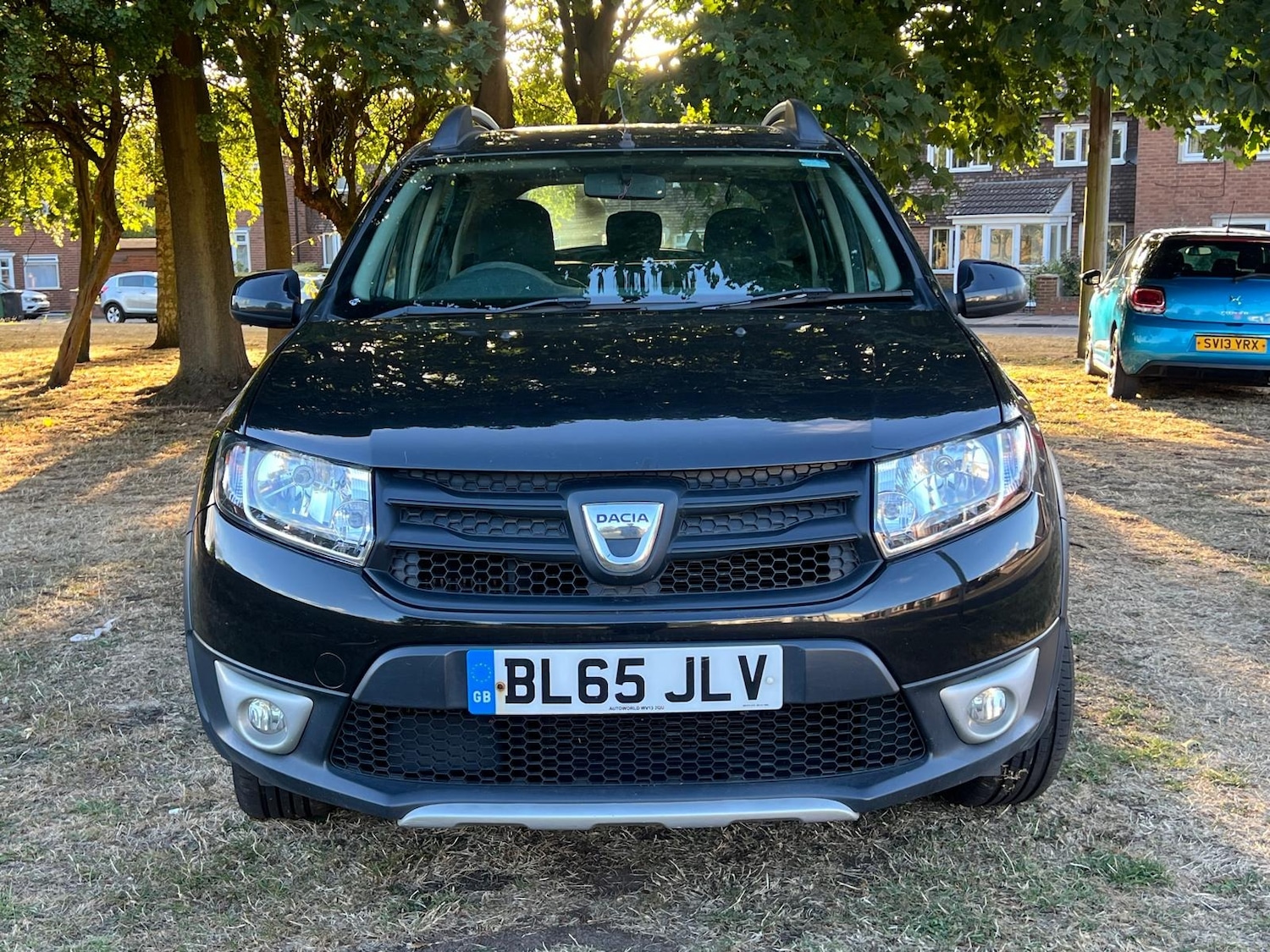 Used Dacia Sandero Stepway 2015 for sale - 76318252: Photo 9