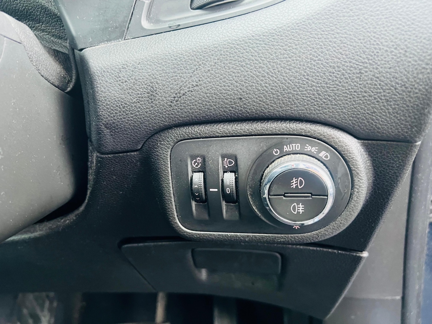 Used Vauxhall Zafira 2015 for sale - 77457242: Photo 15