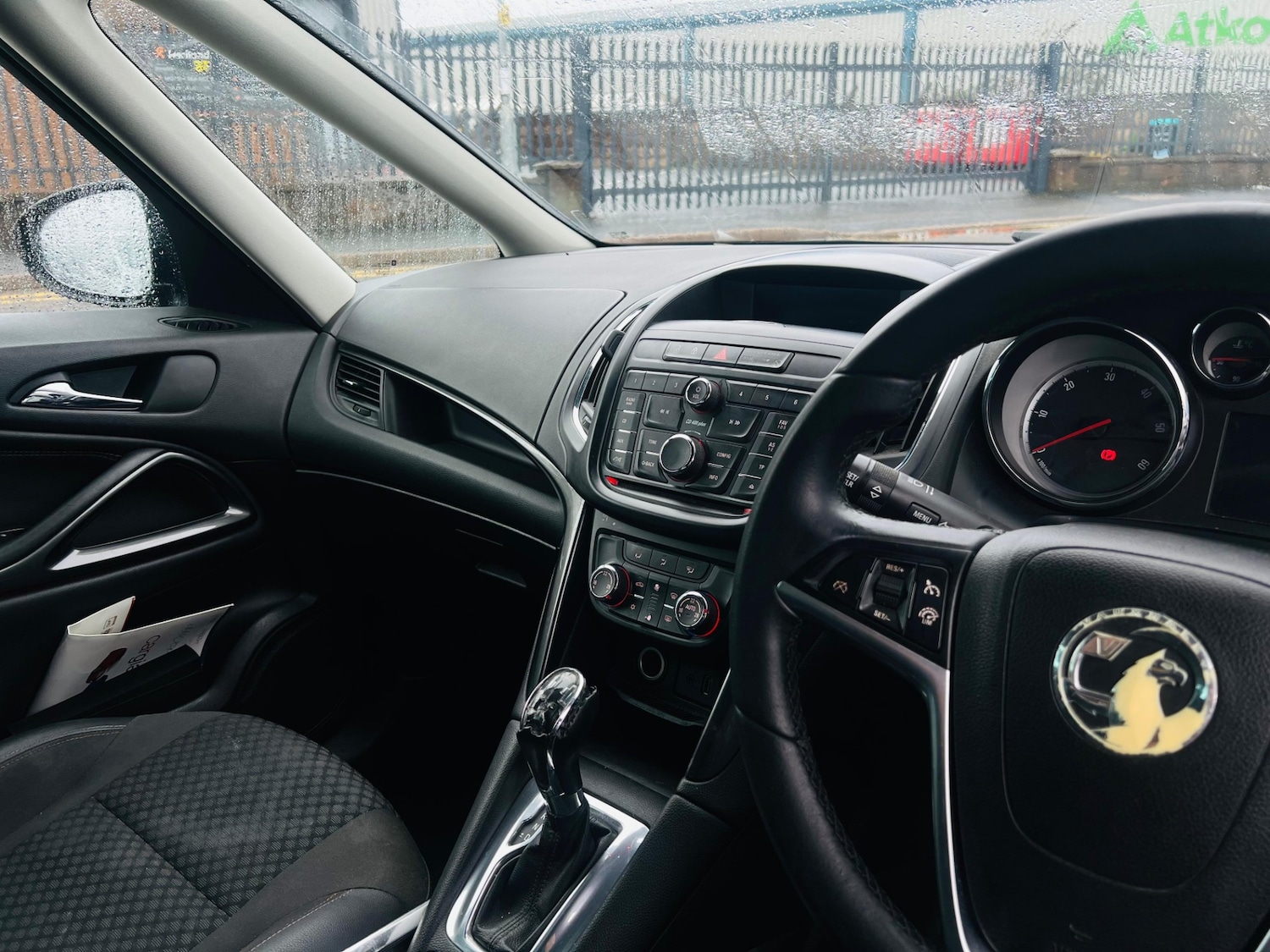 Used Vauxhall Zafira 2015 for sale - 77457242: Photo 18