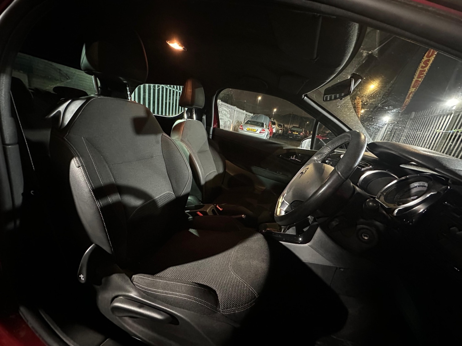 Used Citroen DS3 2012 for sale - 76952214: Photo 19