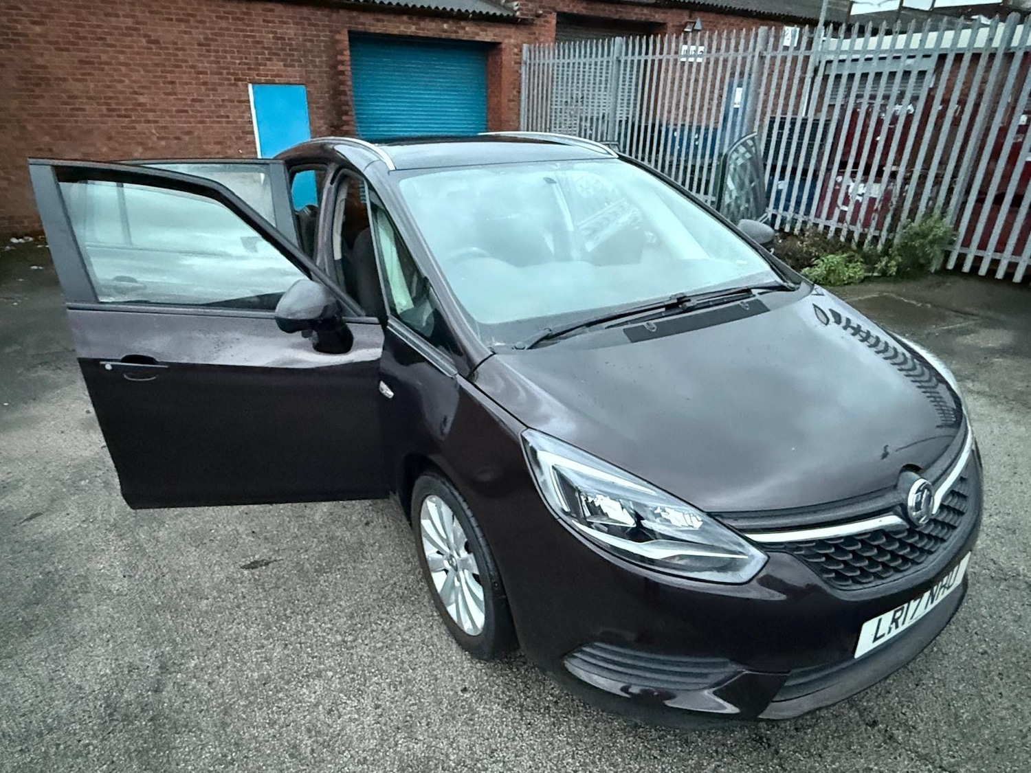 Used Vauxhall Zafira 2017 for sale - 76608894: Photo 14