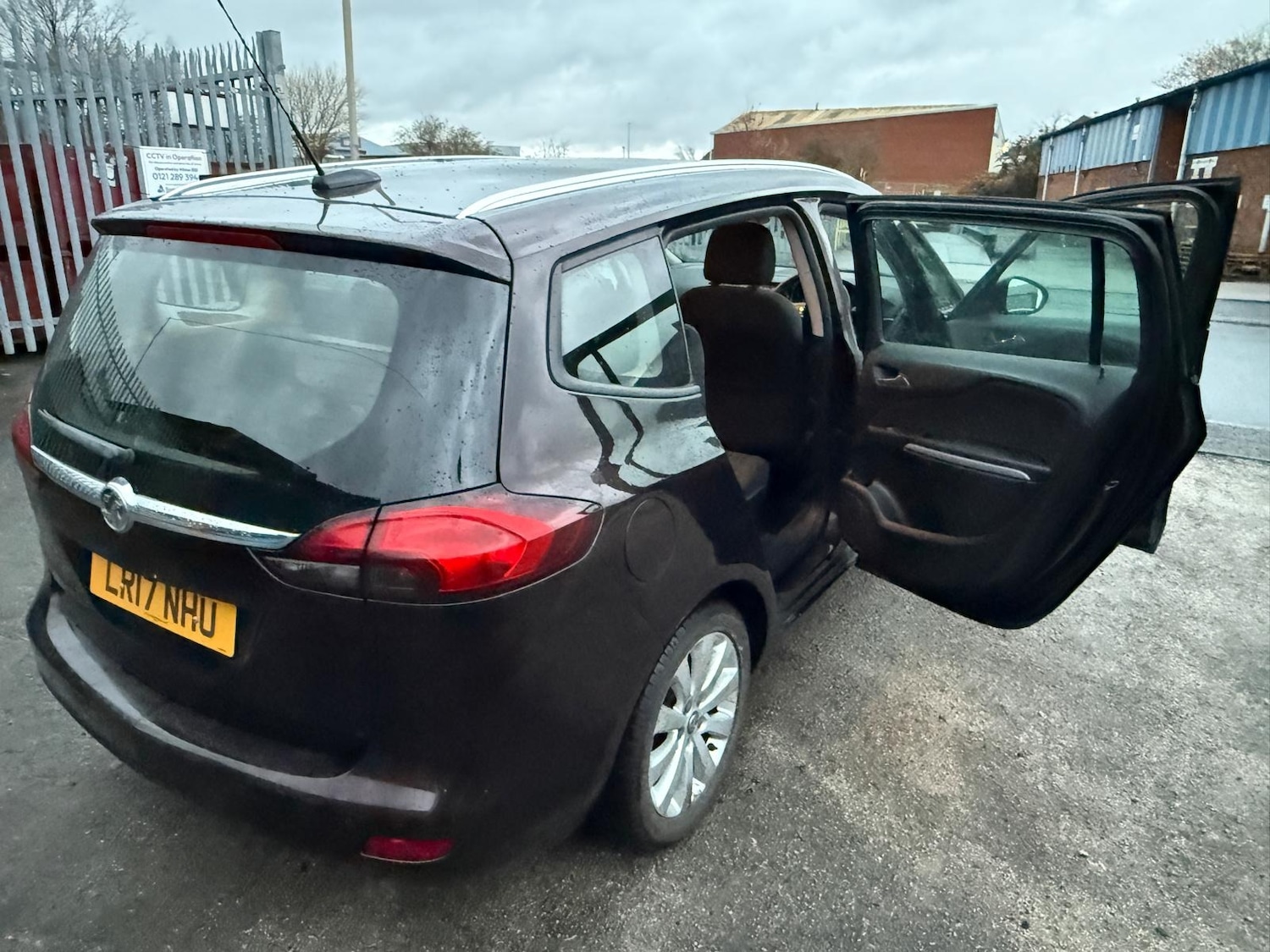 Used Vauxhall Zafira 2017 for sale - 76608894: Photo 25