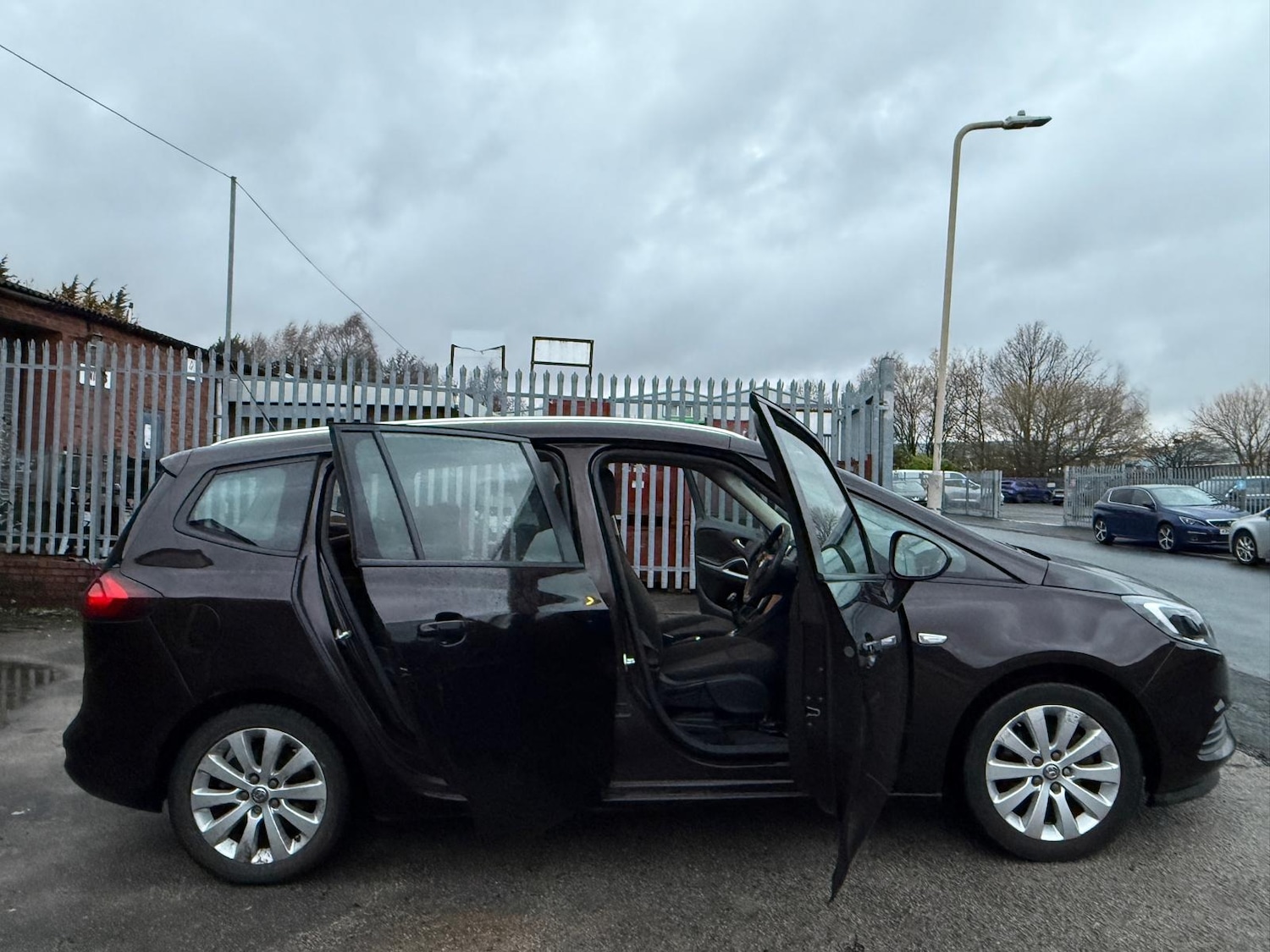 Used Vauxhall Zafira 2017 for sale - 76608894: Photo 28