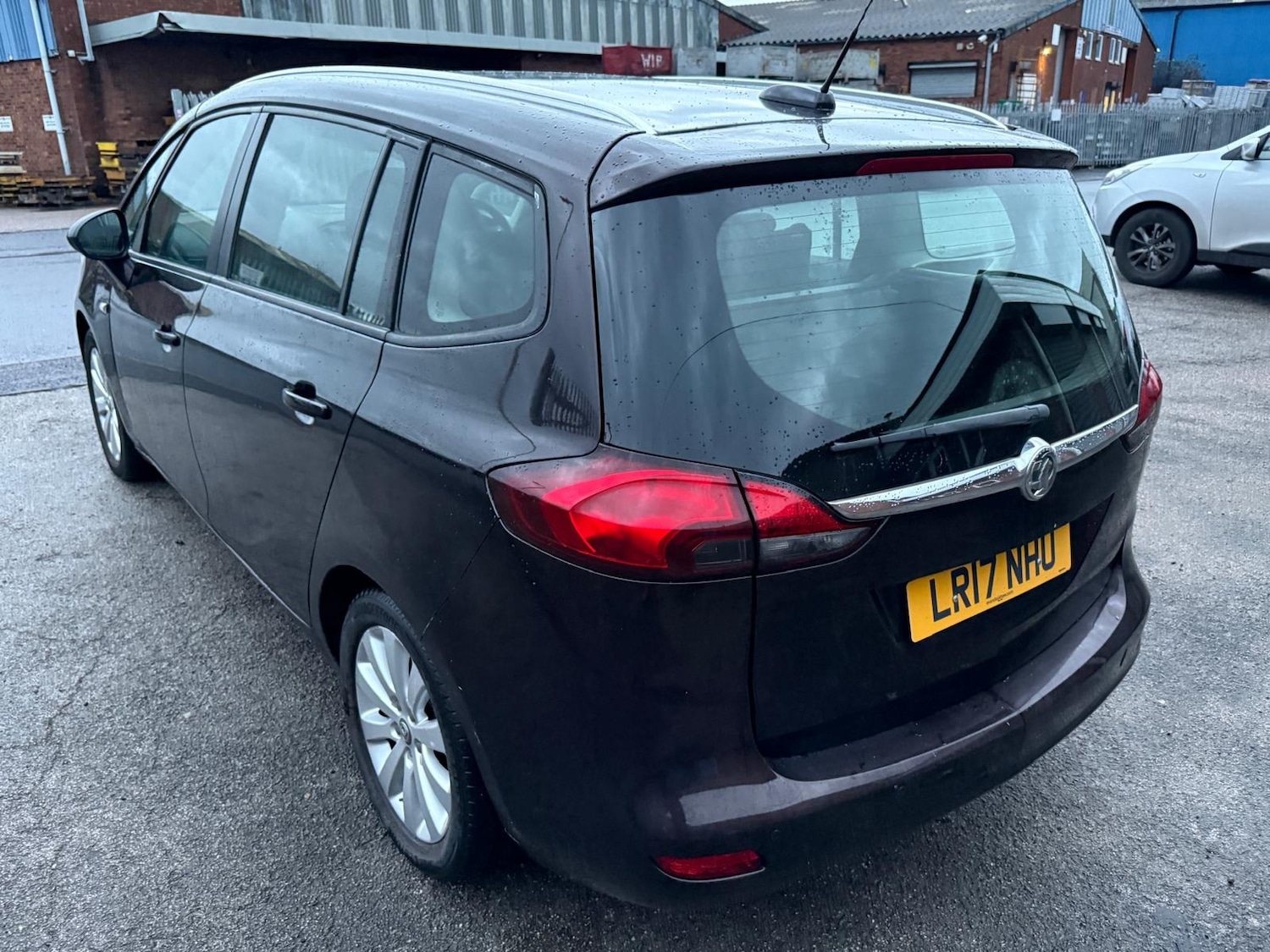 Used Vauxhall Zafira 2017 for sale - 76608894: Photo 3