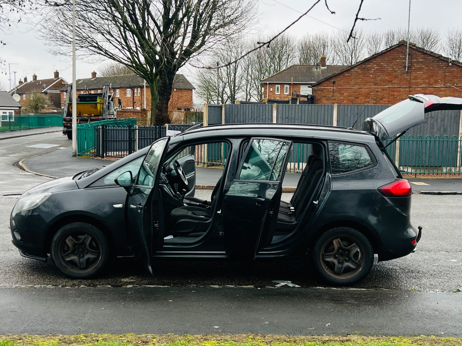 Used Vauxhall Zafira 2014 for sale - 77551521: Photo 31