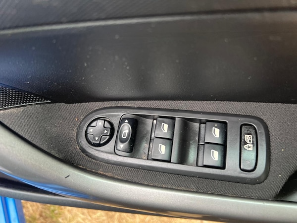 Used Peugeot 308 2009 for sale - 76168318: Photo 10