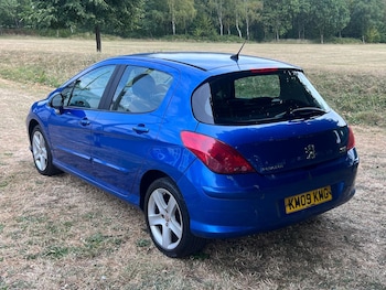 Peugeot - 308
