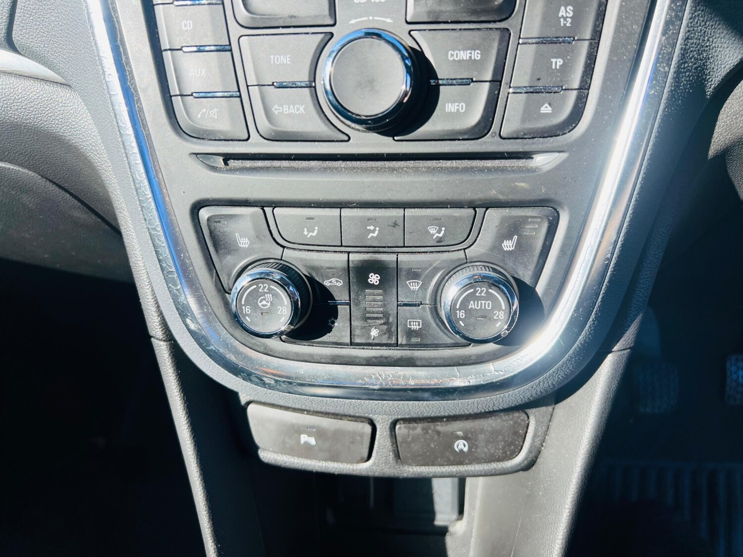 Used Vauxhall Mokka 2016 for sale - 77941997: Photo 44