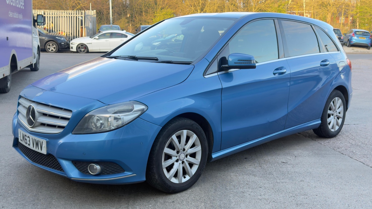 Used Mercedes-Benz B Class 2013 for sale - 78102304: Photo 2